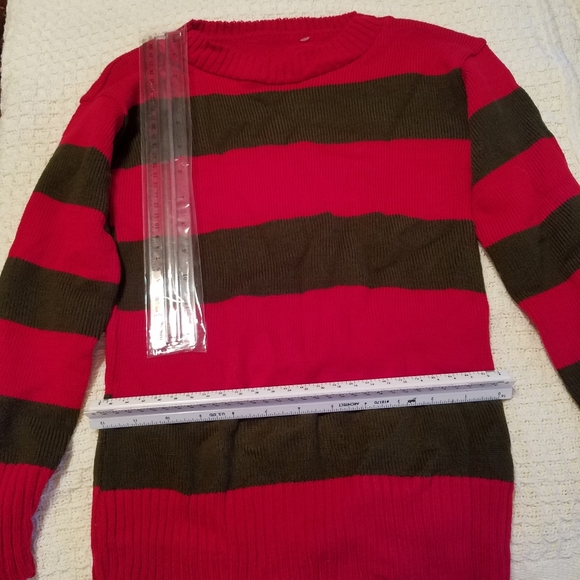 ❤️🎊Host Pick🎊❤️Freddy Krueger Sweater/Boy's Sweater - Picture 7 of 7